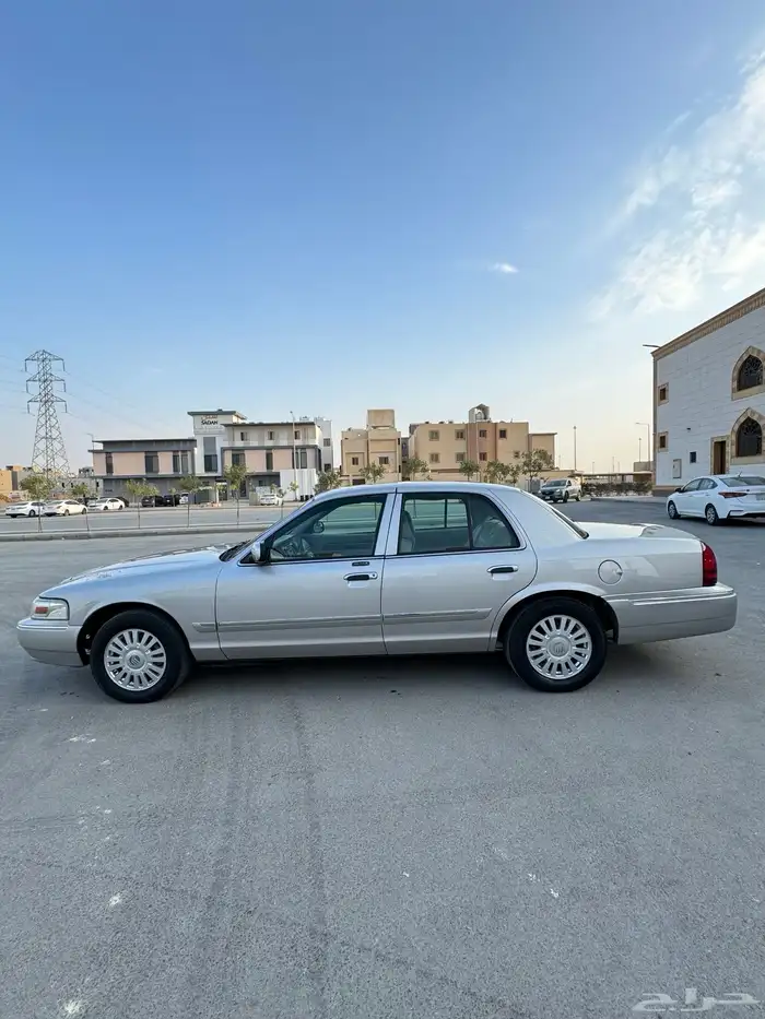 فورد جراند ماركيز 2008 سعودي 8