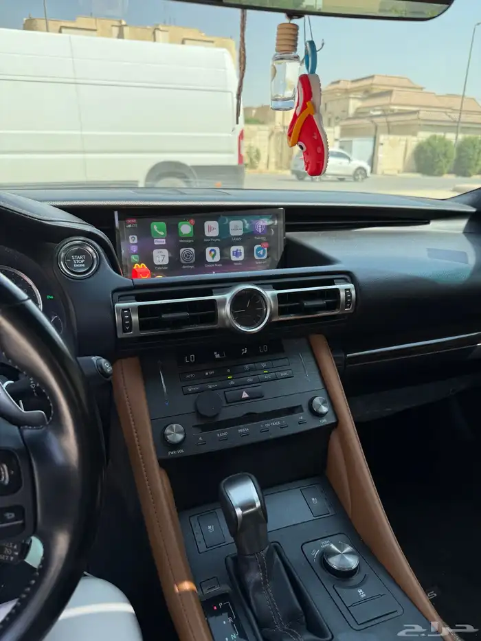 لكزس RC 350 10
