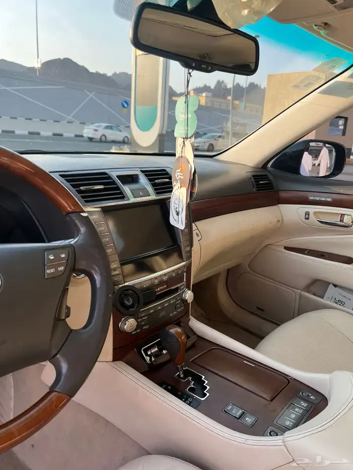 لكزس L460 اسود 9