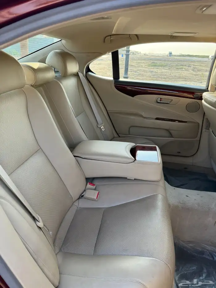 لكزس LS 460 10