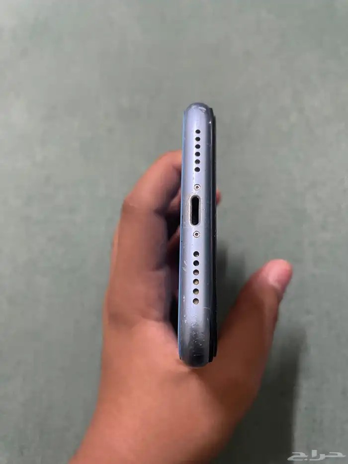 iPhone XR 6