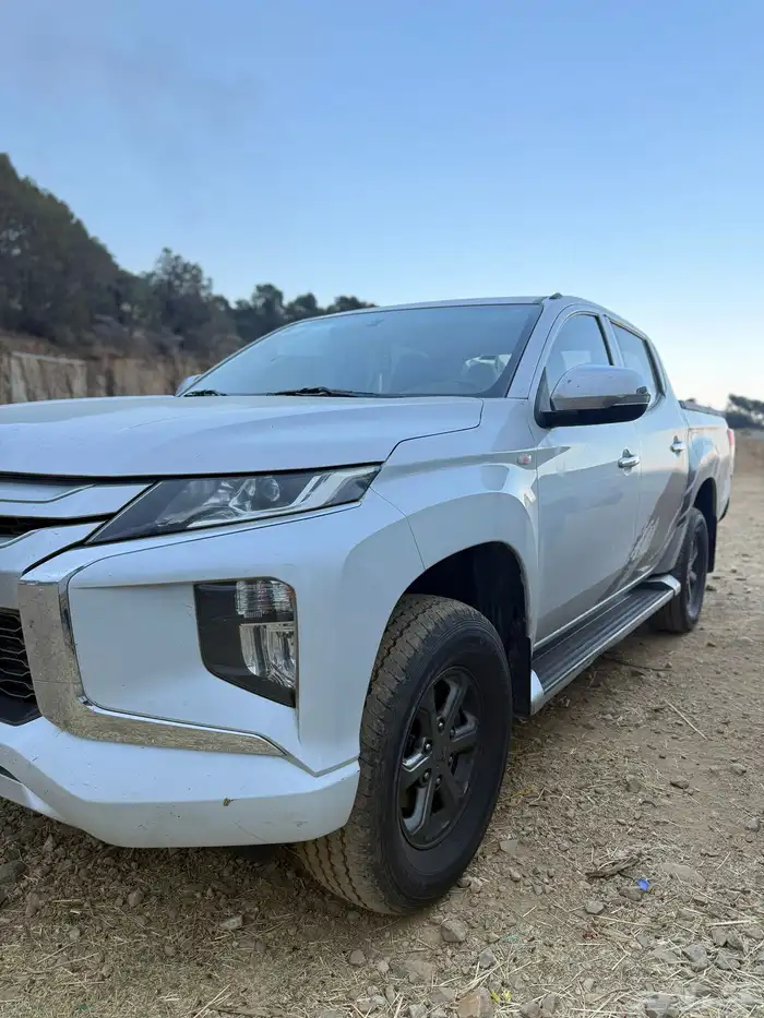 ميتسوبشي L200 3