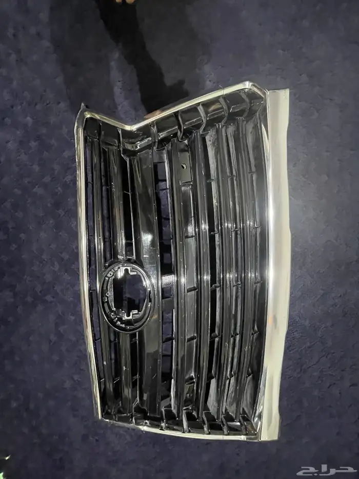 شبك جيب لكزس LX570 اصلي وكاله 7