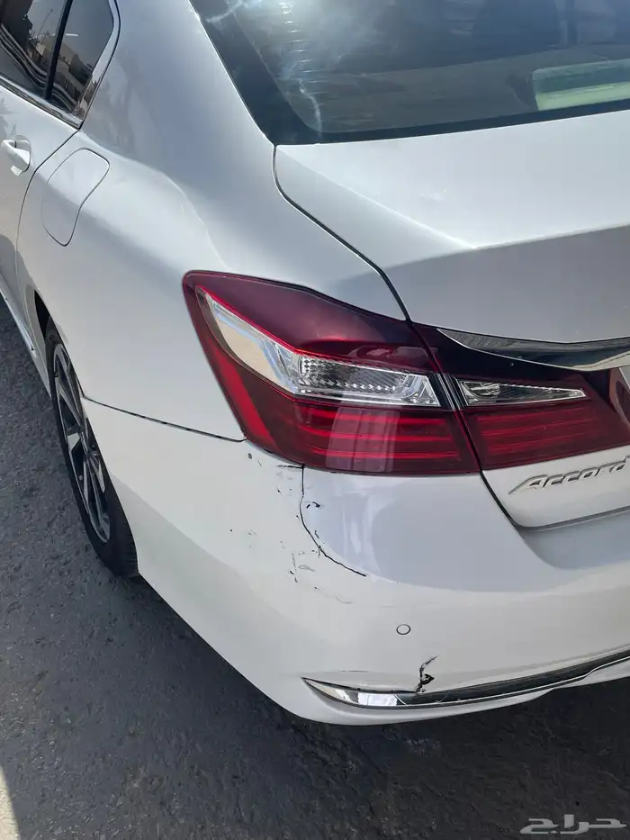 هوندا أكورد سبيشل 2017 ابيض لؤلؤي 16