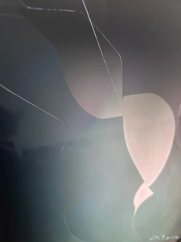 شاشة LG 75 بوصه مكسوره للبيع الي يبيها قطع غيار او يصلحها.. 1