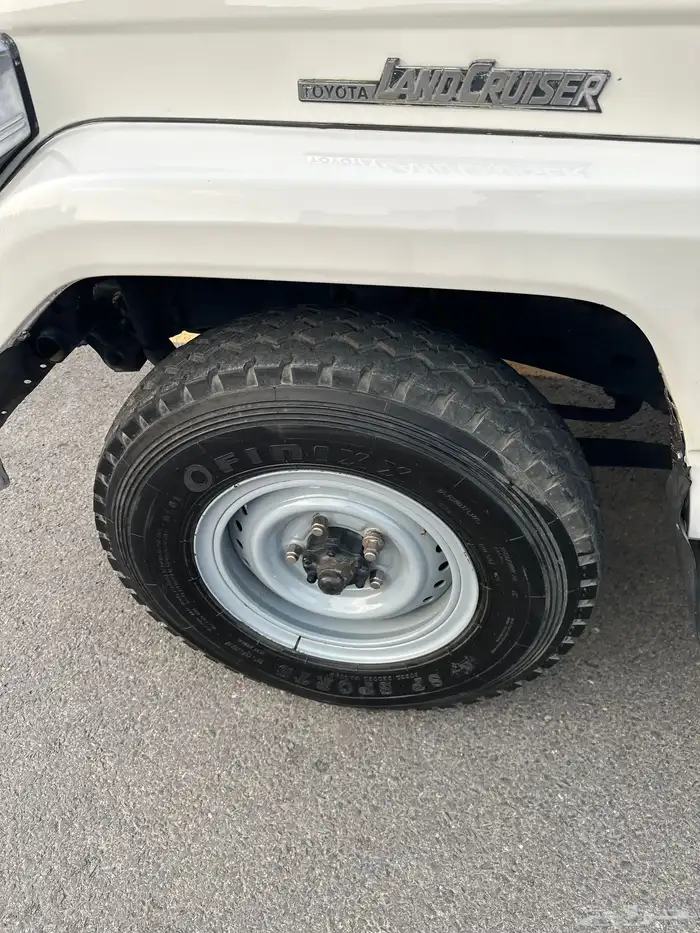 جيب ربع 2005 ماشي 98 الف السوم 50 10