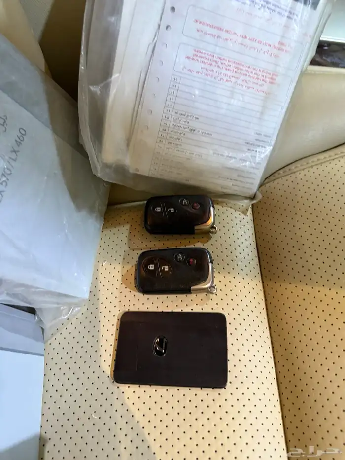 جيب لكزس 2015 LX570 فل كامل 35