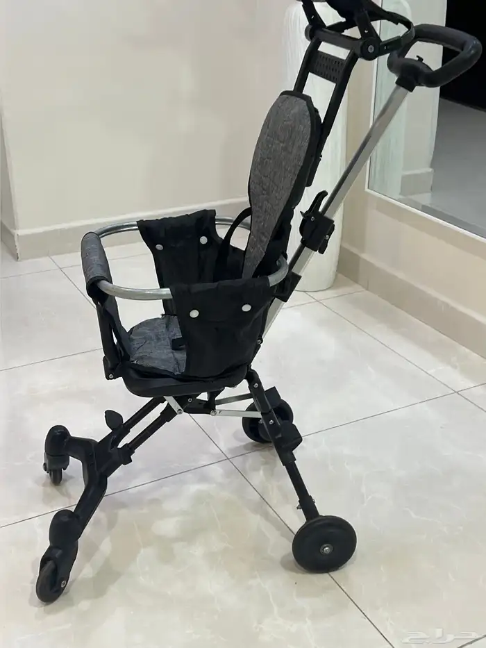 عربة اطفال 1