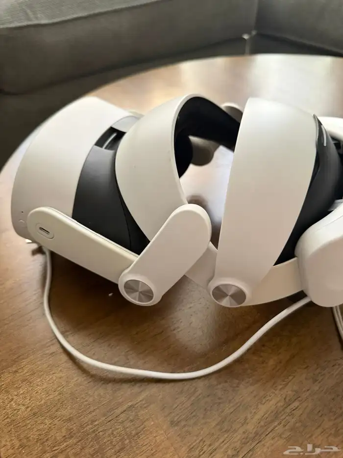 نظارة الواقع الافتراضي VR meta quest 3S 5