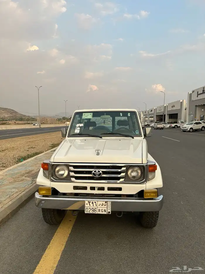جيب ربع 2005 ماشي 98 الف السوم 50 2