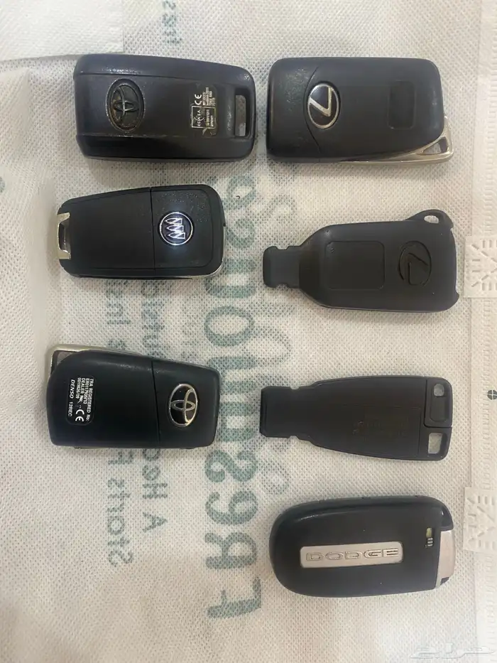 للبيع ريموتات اصليه متنوعه 0