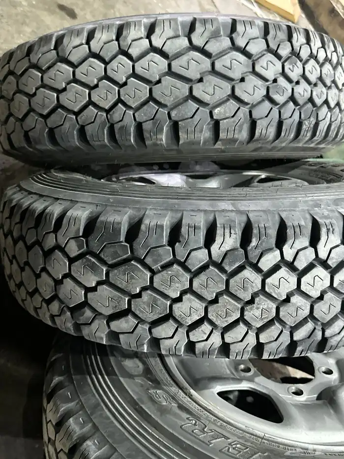 كفرات دنلوب ابو لبنه وكاله مع جنوط ديازل صيني مقاس 16 جيب 4