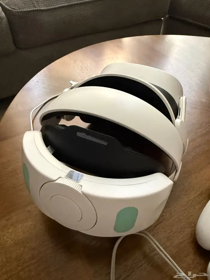 نظارة الواقع الافتراضي VR meta quest 3S 3