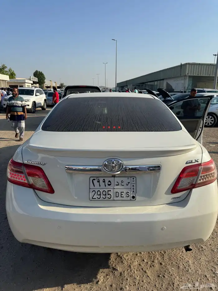 لوحة سيارة 1