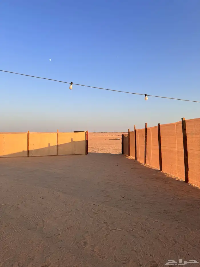 مخيم للبيع 2