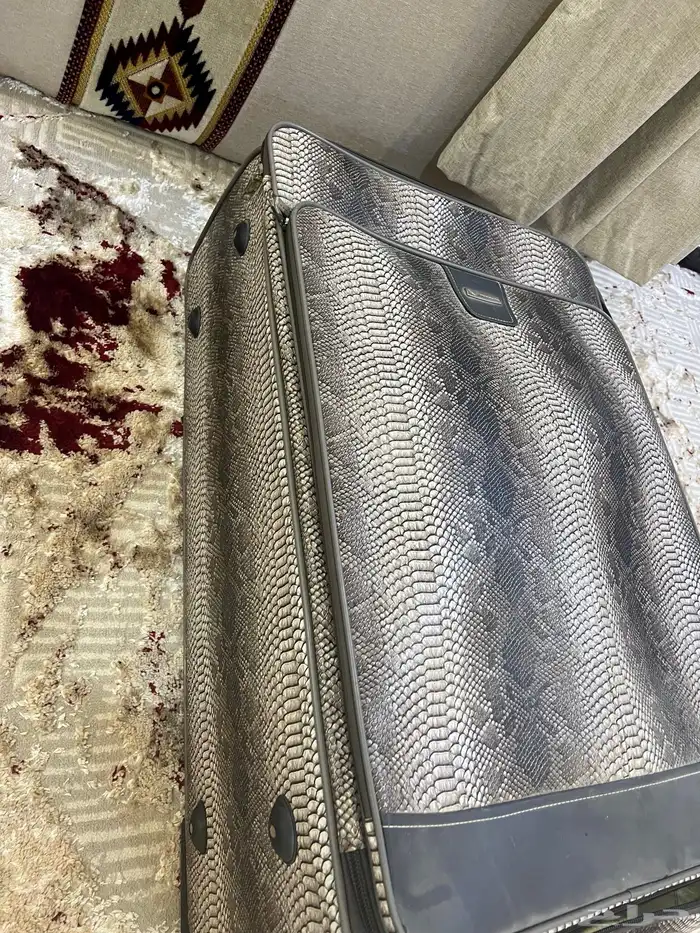 شنطة للبيع 2