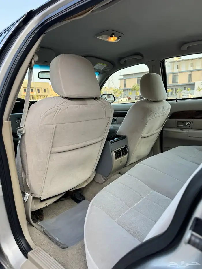 فورد جراند ماركيز 2008 سعودي 12