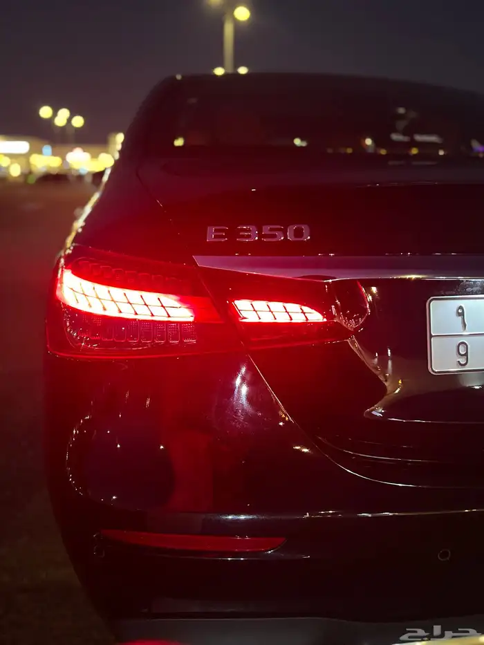 مرسيدس E 2022 حجم 350 اسود متعدد الالوان داخليه عنابي 8