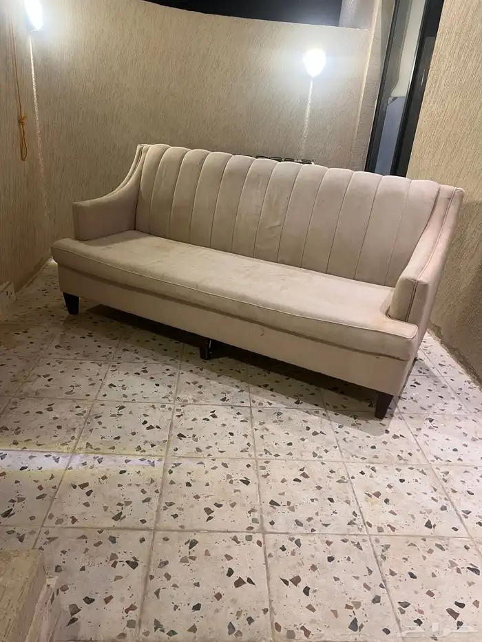 فرن خمس عيون نوعية جيده وكنب اربع قطع 7 أشخاص 1