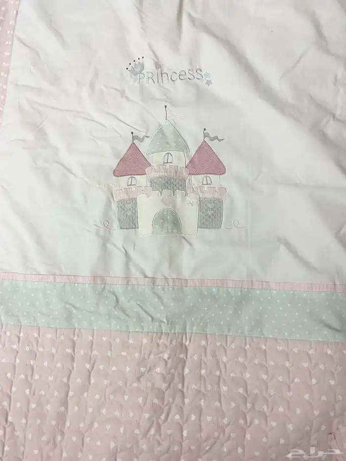 سرير من سنتربوينت مع مرتبة ولحاف 3