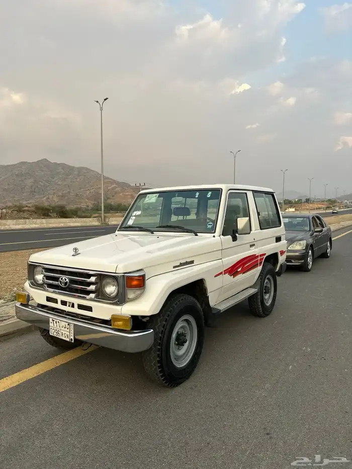 جيب ربع 2005 ماشي 98 الف السوم 50 0