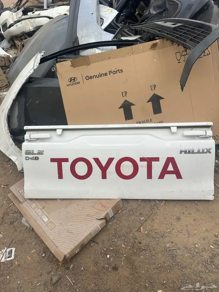 باب صندوق هايلكس 2022 وكاله بويه بلد 0