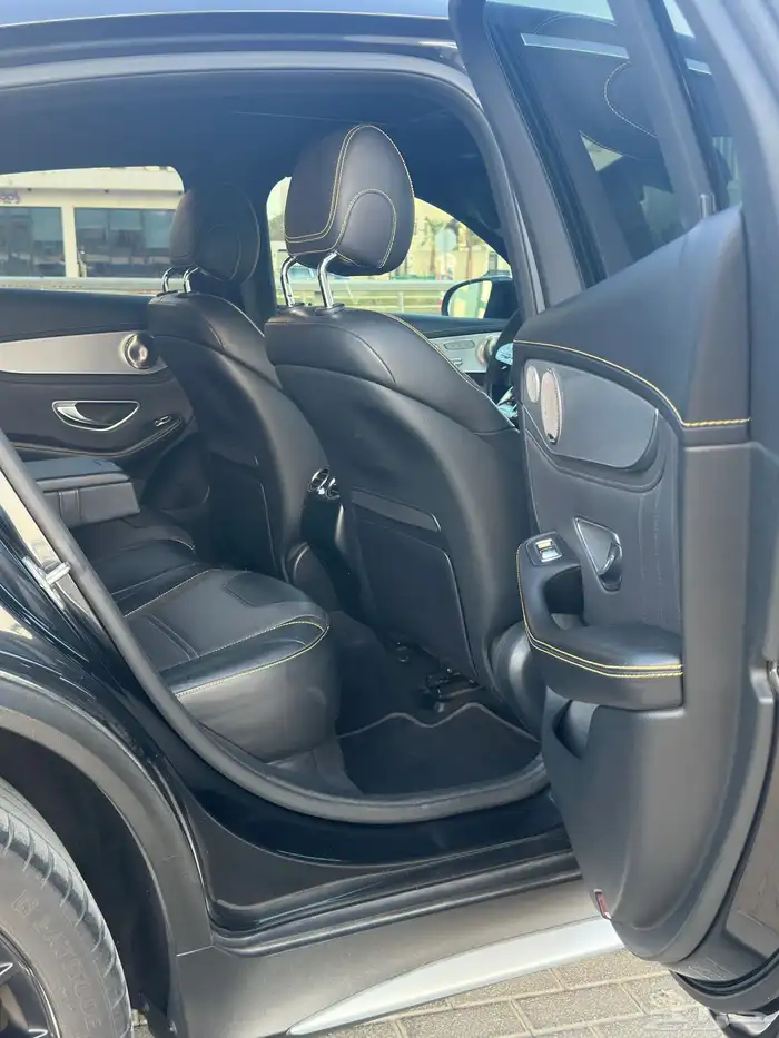 مرسيدس GLC63 S 13