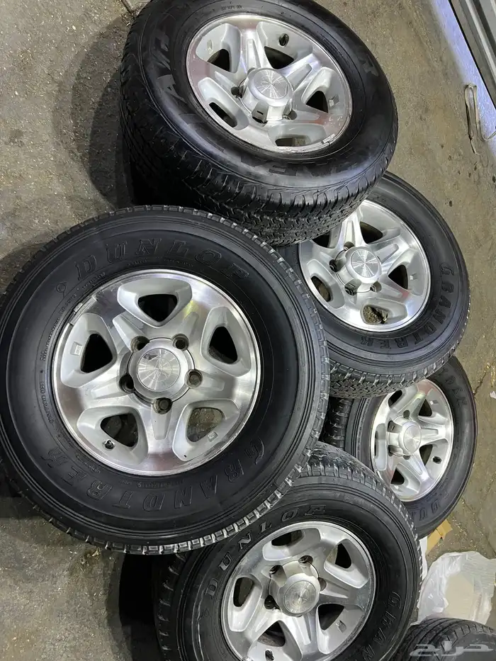 جنوط رفرف اصلي مع دلوب  وكاله مقاس 265.70.16 20