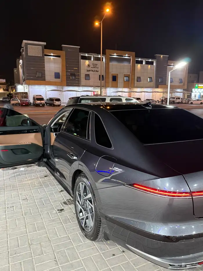 ازيرا اكسكلوسف 2024 للتنازل بدون مقابل 2