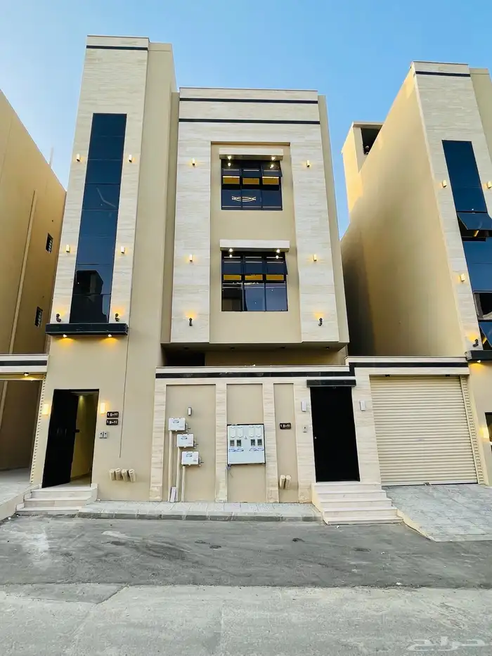 للبيع شقق علوي مع سطح خاص بحي الضيافة بسعر 520 ألف فقط 2