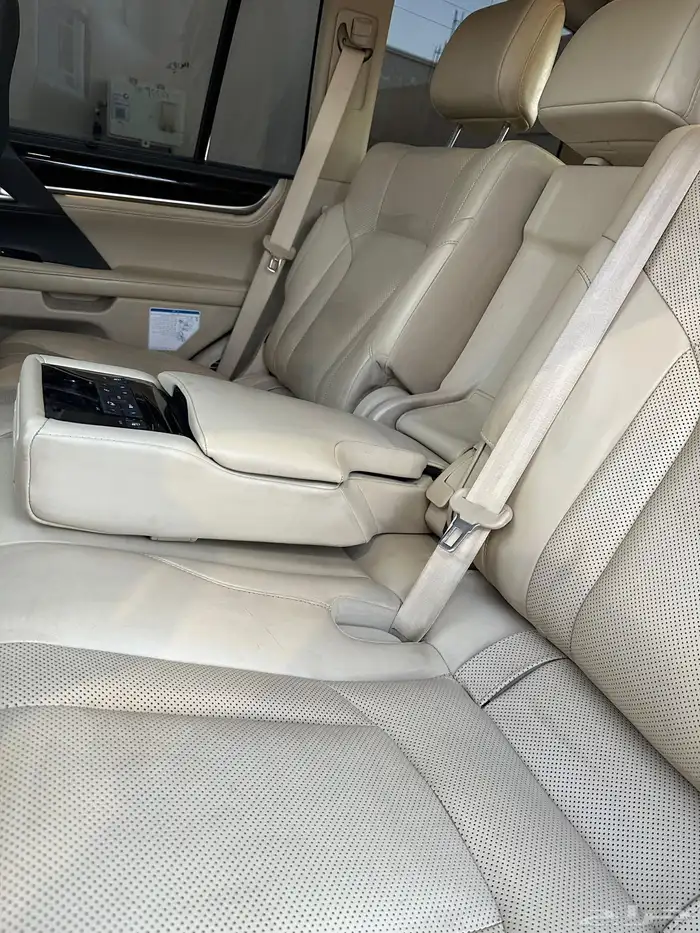 سيارة لكزس للبيع بسكاكا 8