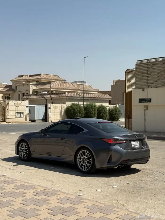 لكزس RC 350 7