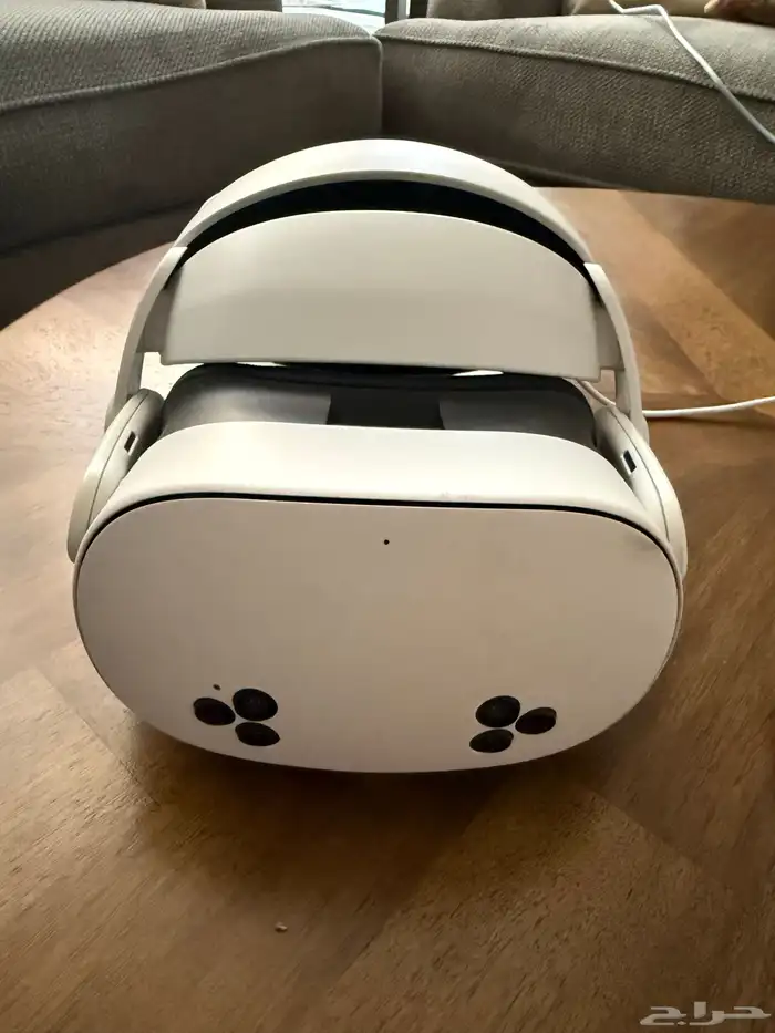 نظارة الواقع الافتراضي VR meta quest 3S 1