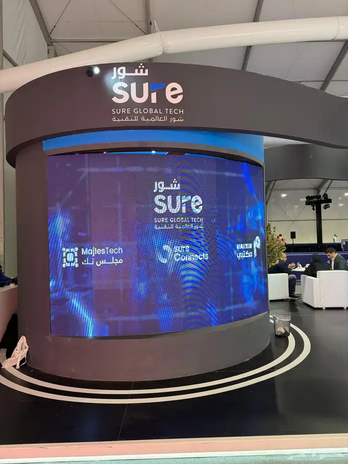 تأجير شاشات عملاقه 49