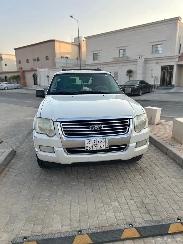 فورد اكسبلور XLT 2010 3