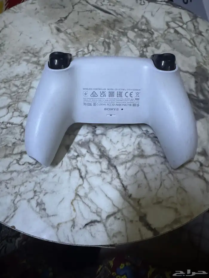 يد سوني 5 اصليه 1