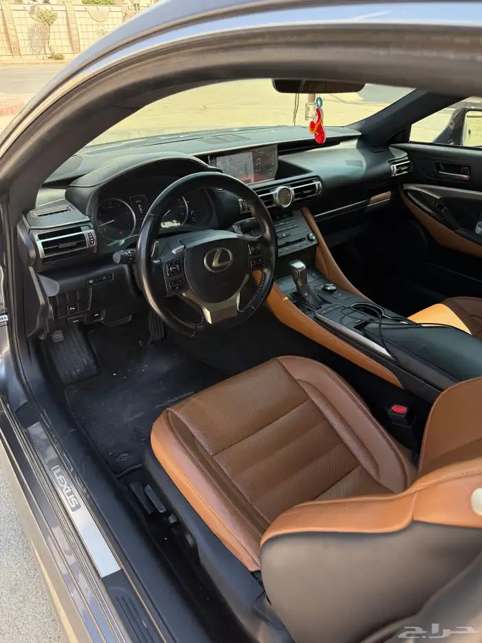 لكزس RC 350 9