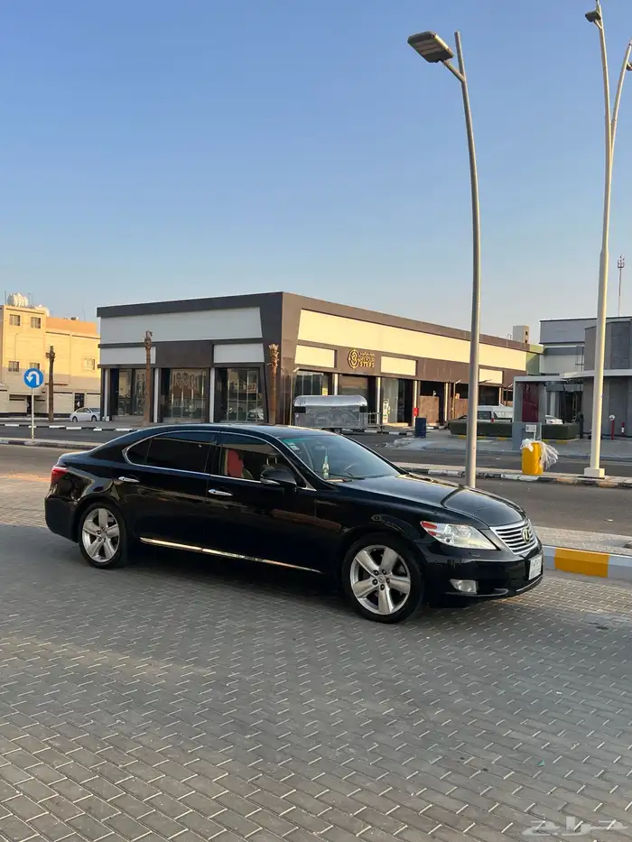 لكزس L460 اسود 23