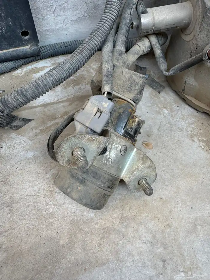 للبيع قطع غيار ونش تويوتا 1