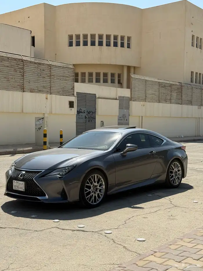 لكزس RC 350 5