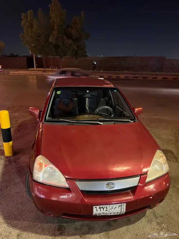 سيارة سوزوكي ليانا 2002 8