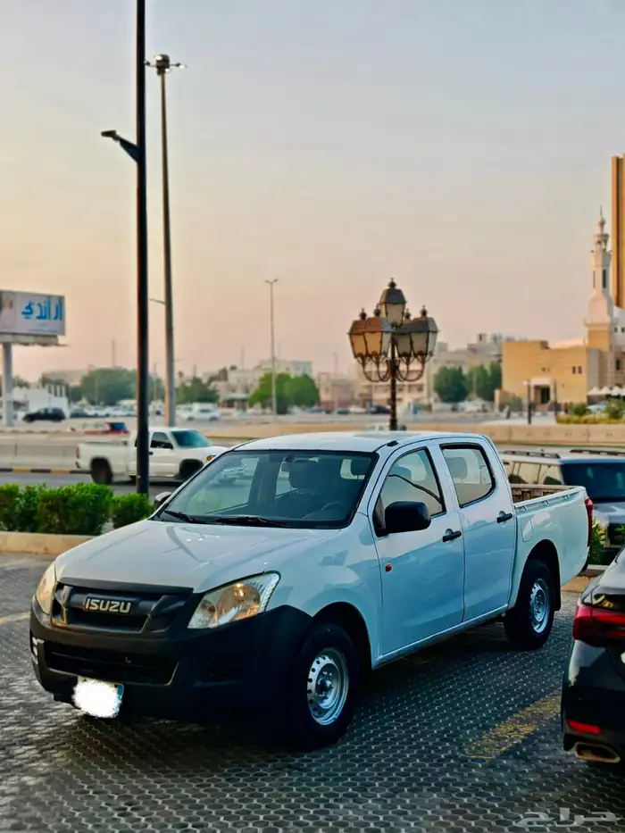 ايسوزو ديماكس 2015 ديزل قمة النظافة 0