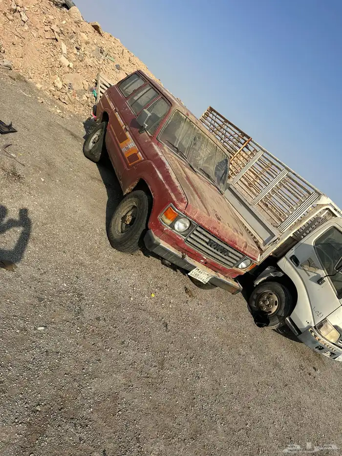 الجيب للبيع عليه لوحه مميزه 2