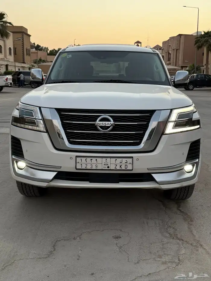 باترول بلاتينيوم 2020 فل كامل ابيض 0