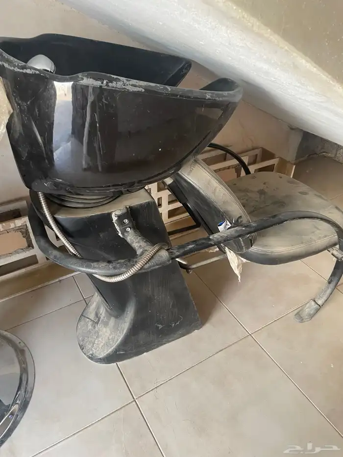 كراسي حلاقة وتجميل في بيشة 1