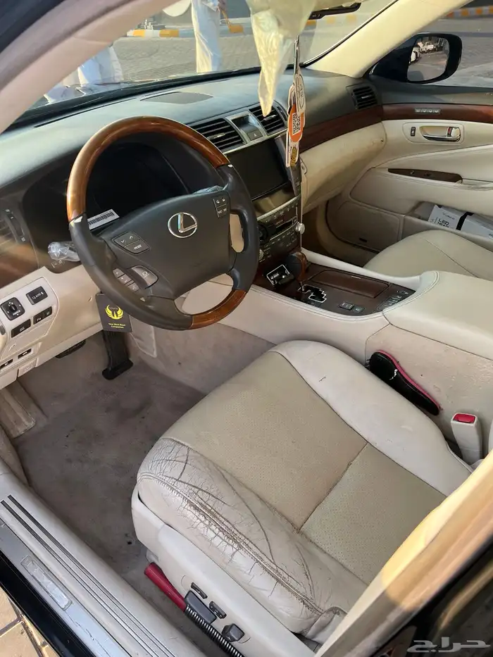 لكزس L460 اسود 6