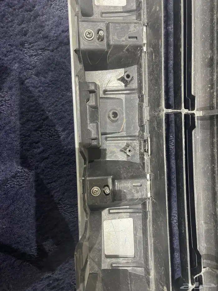 شبك جيب لكزس LX570 اصلي وكاله 13