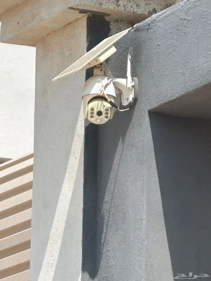 كاميرا على الطاقه الشمسيه 0