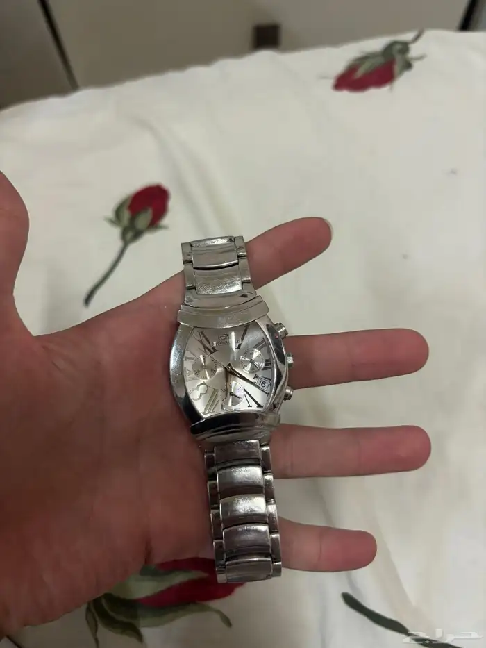 ساعات ماركه 4