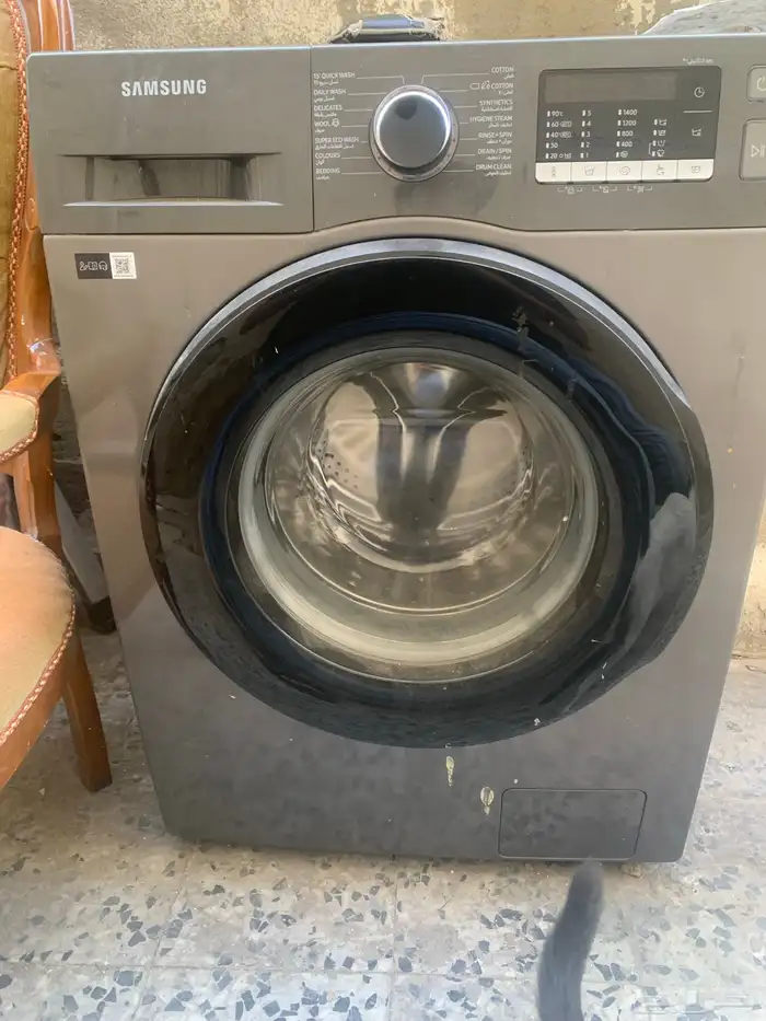 Samsung only 15 days used came from Dubai power 50hz 0